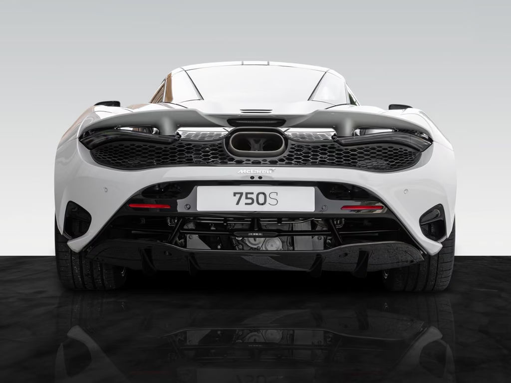 McLaren 750S