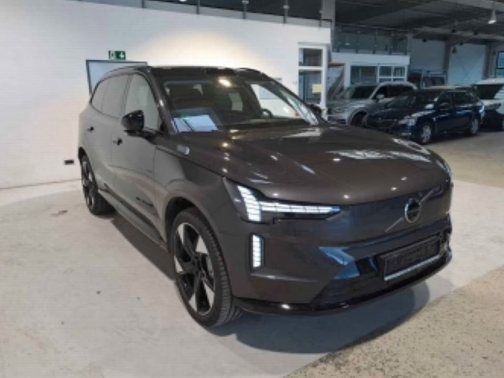 Volvo EX90