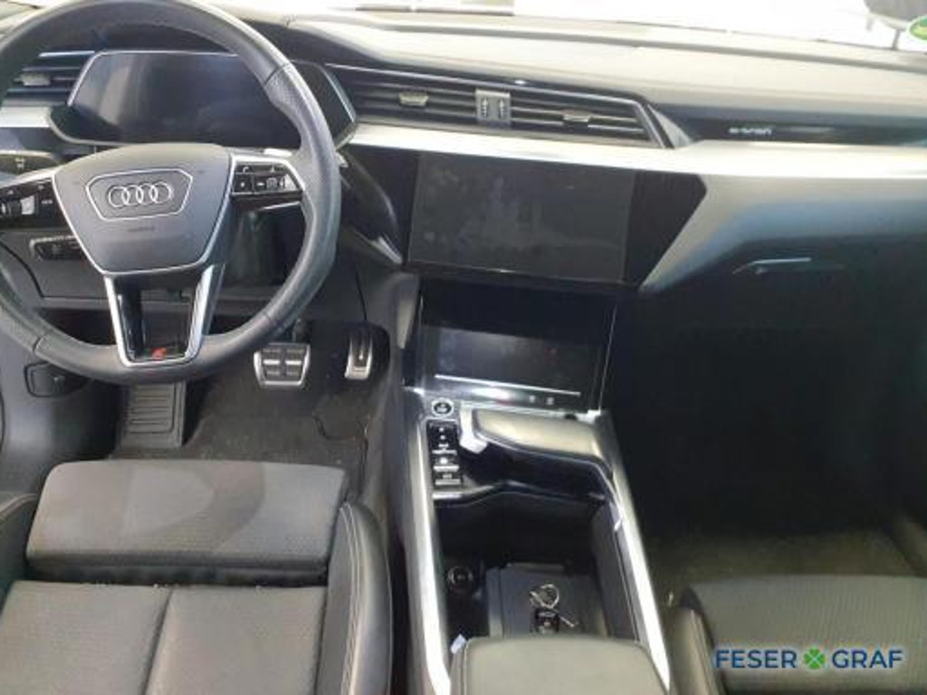 Audi Q8 e-tron