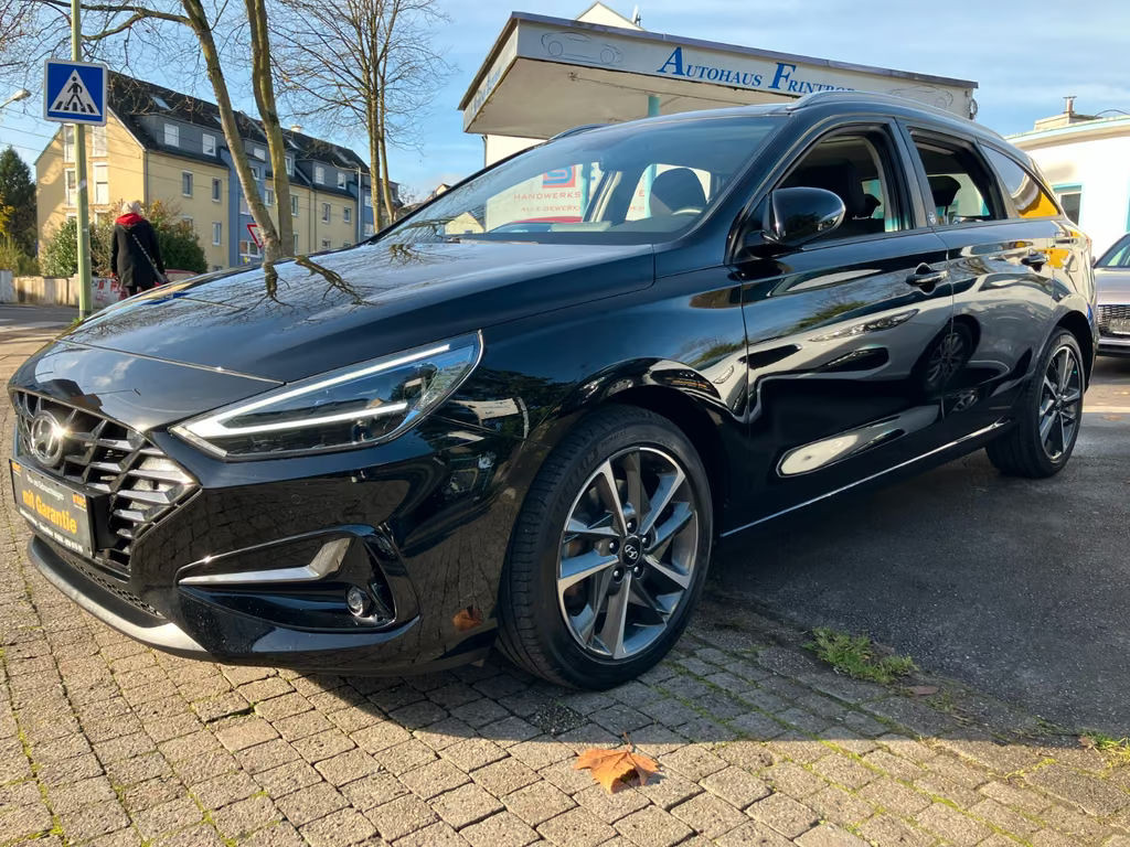 Hyundai i30 Hybrid Prime