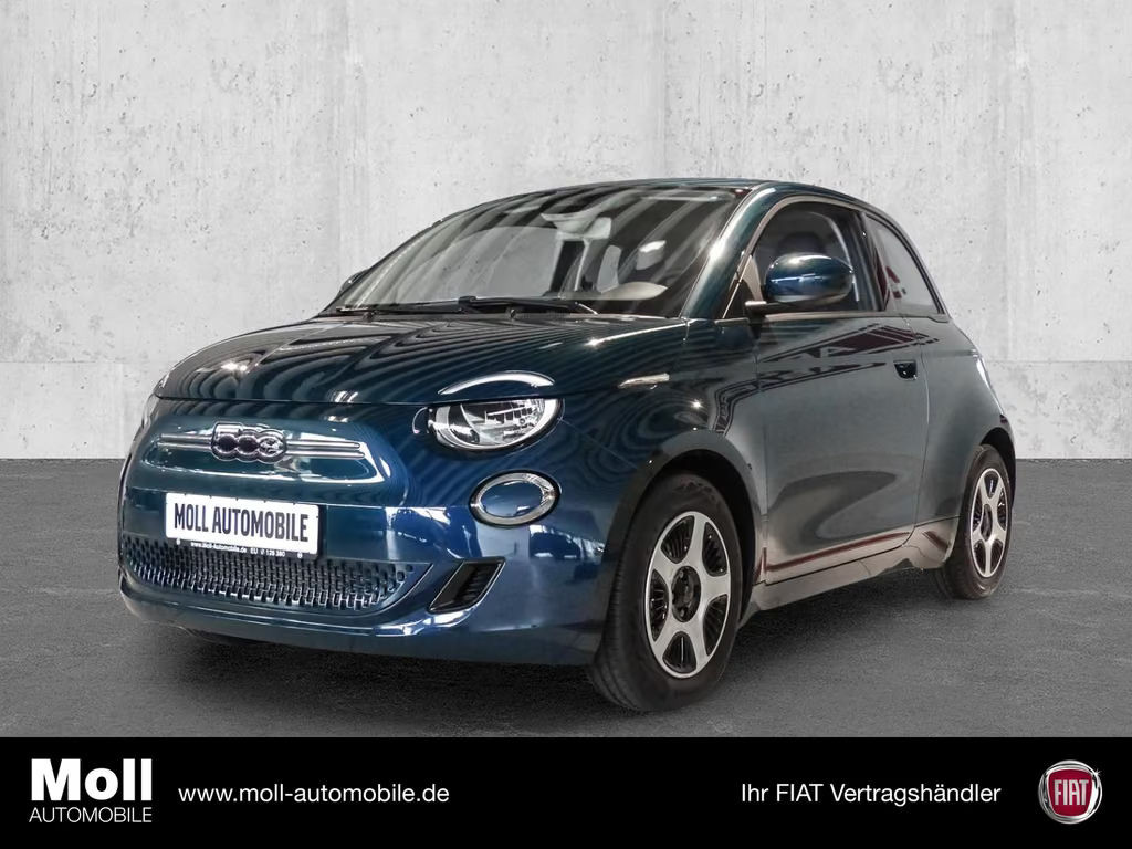 Fiat 500e Action