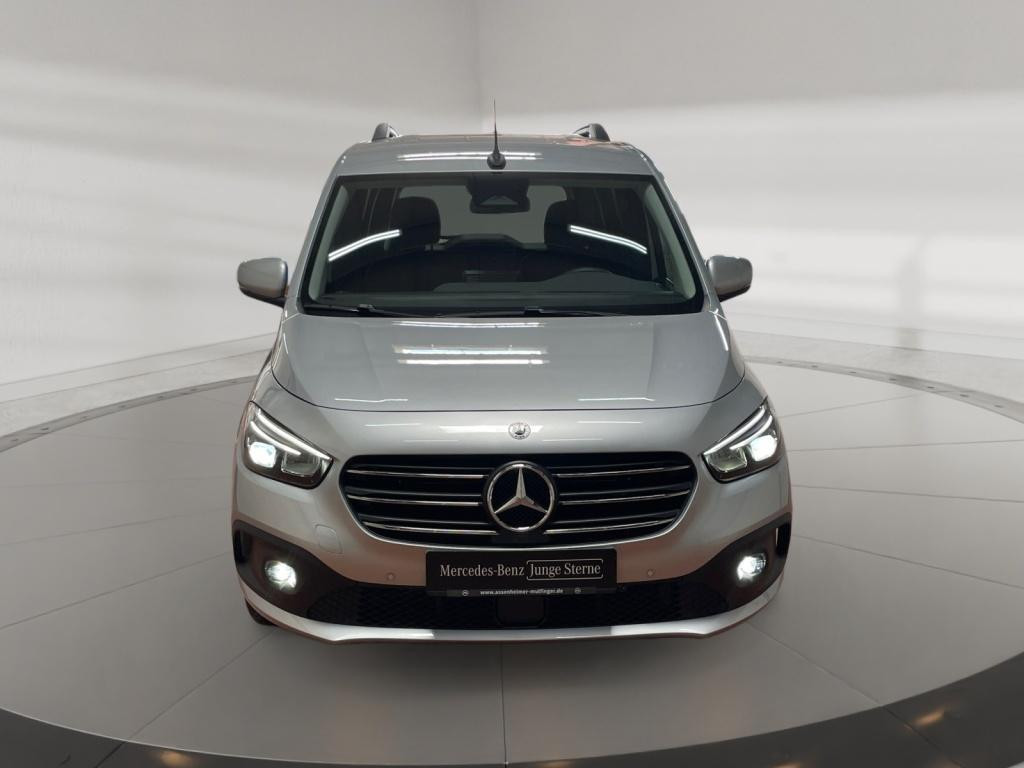 Mercedes-Benz T 180