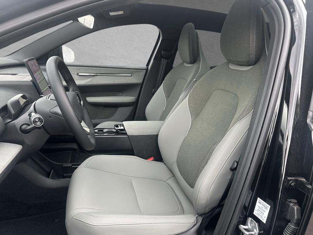 Volvo EX30