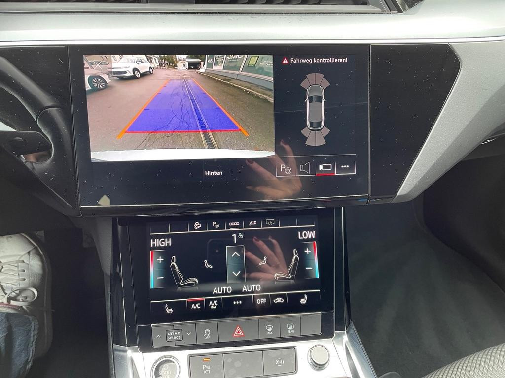 Audi e-tron