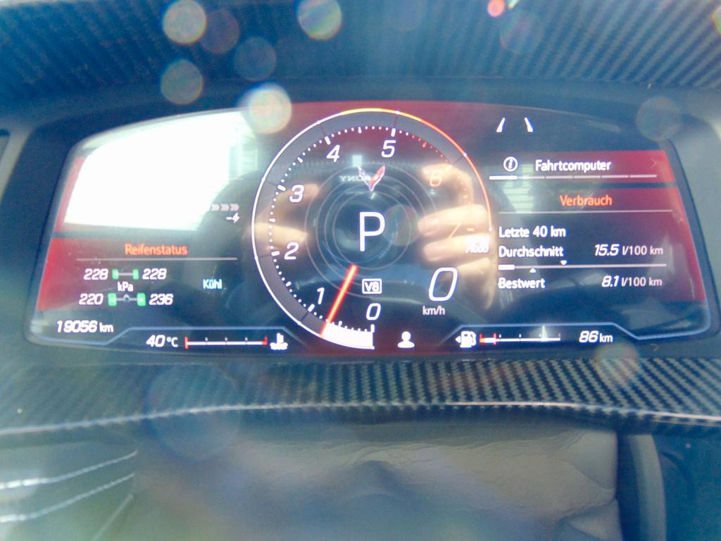 Corvette C8