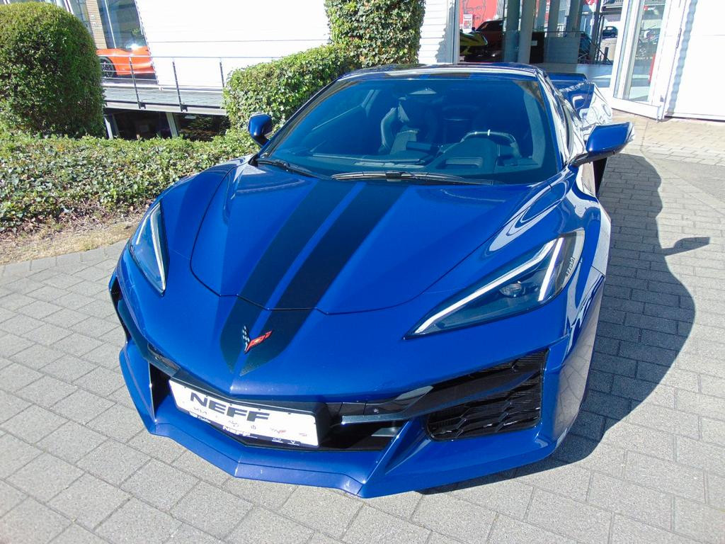 Corvette C8