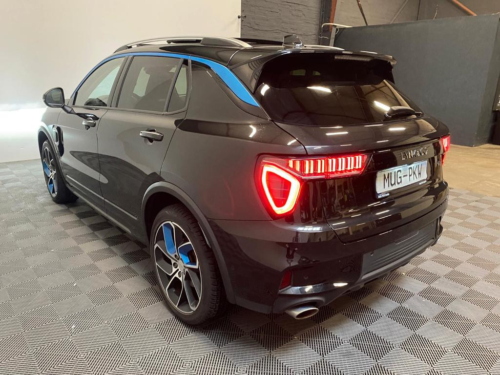 Lynk&Co 01