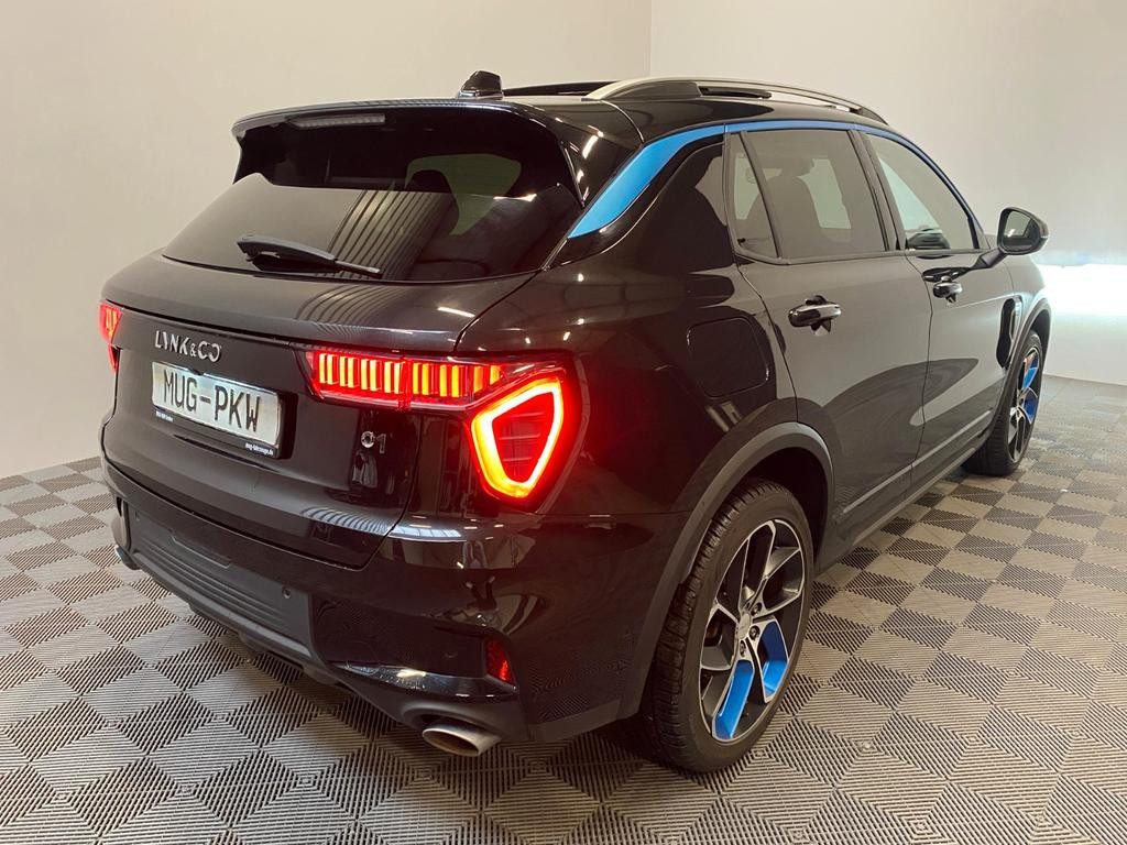 Lynk&Co 01