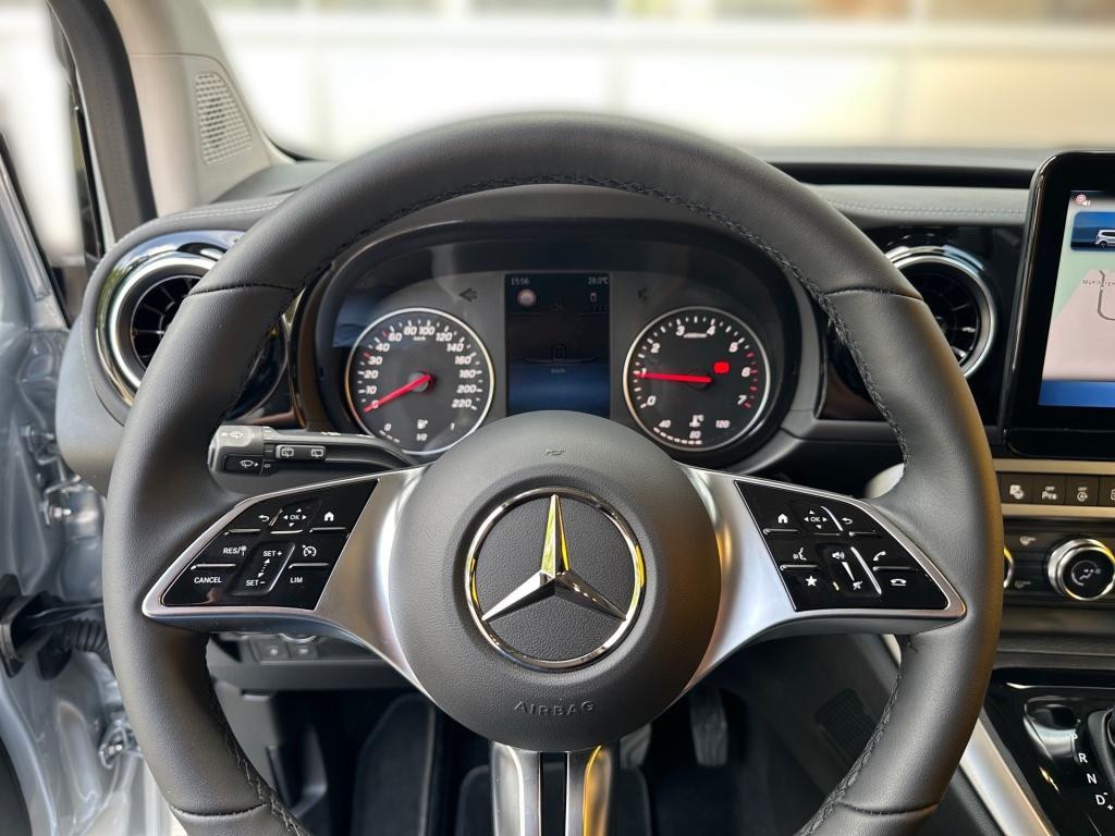 Mercedes-Benz T 180