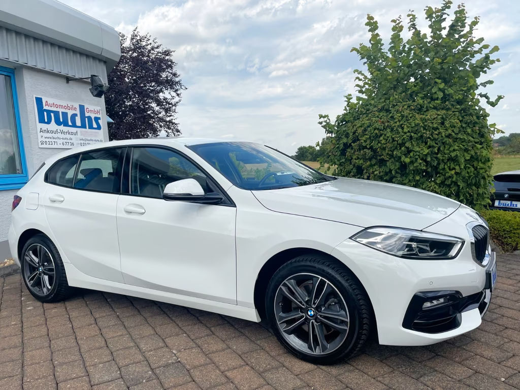 BMW 1 Serie 118 Sport Line Sedan 118i