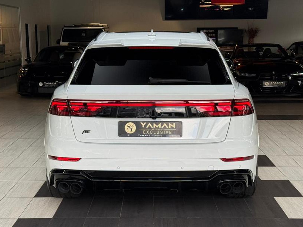Audi SQ8