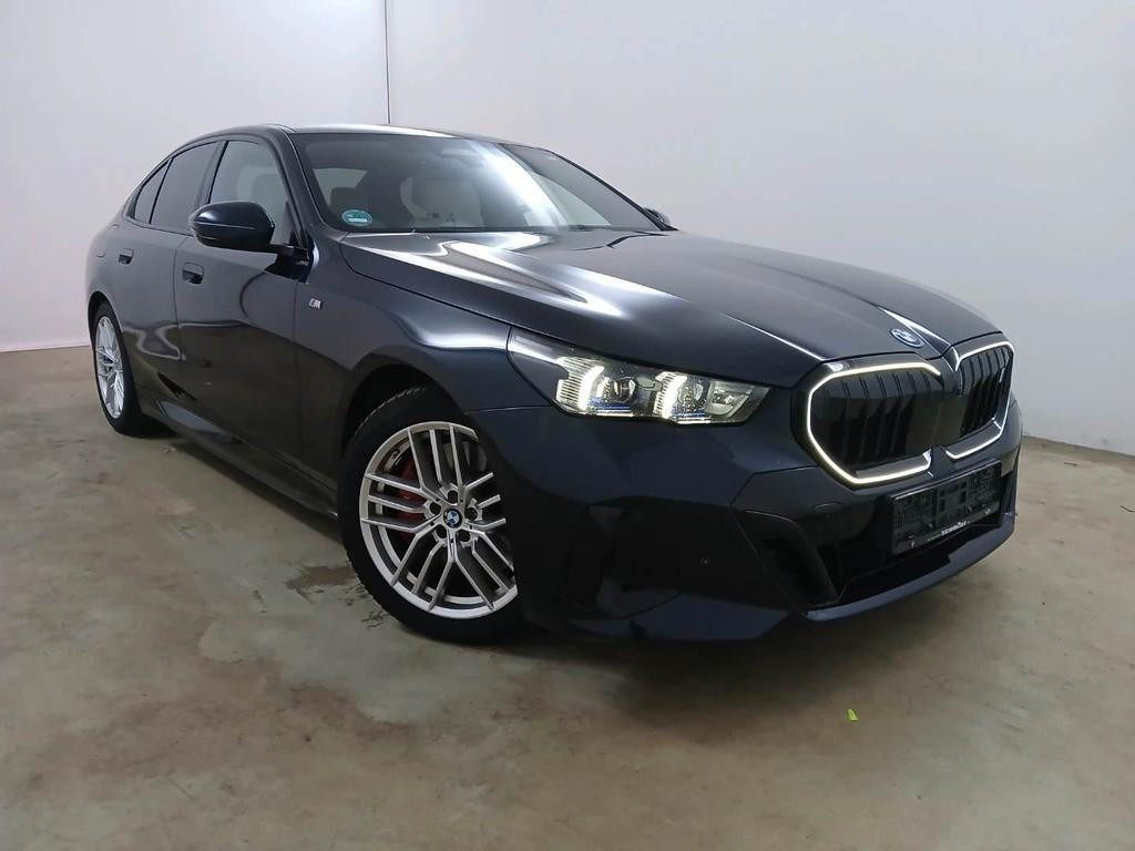 BMW i5