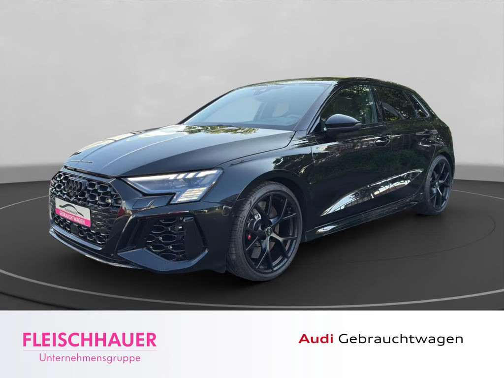 Audi RS3 Sportback Sedan Quattro