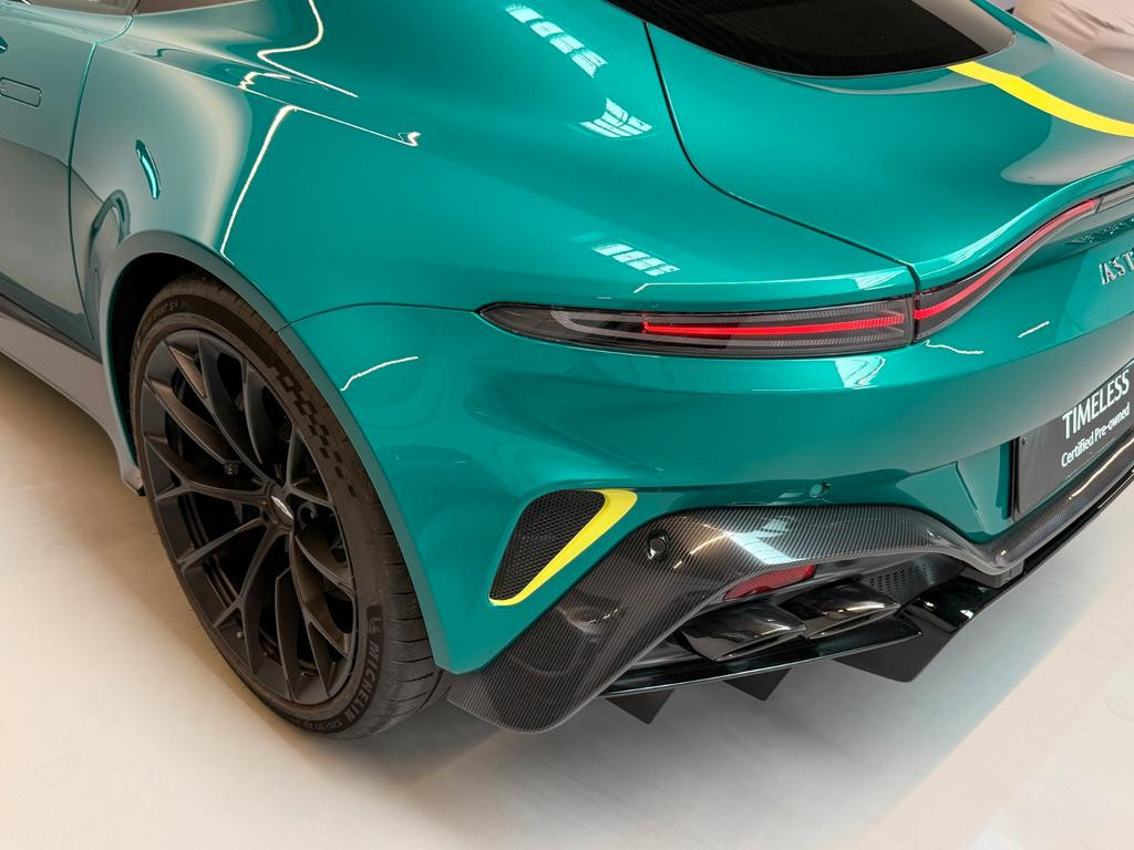 Aston Martin V8 Vantage