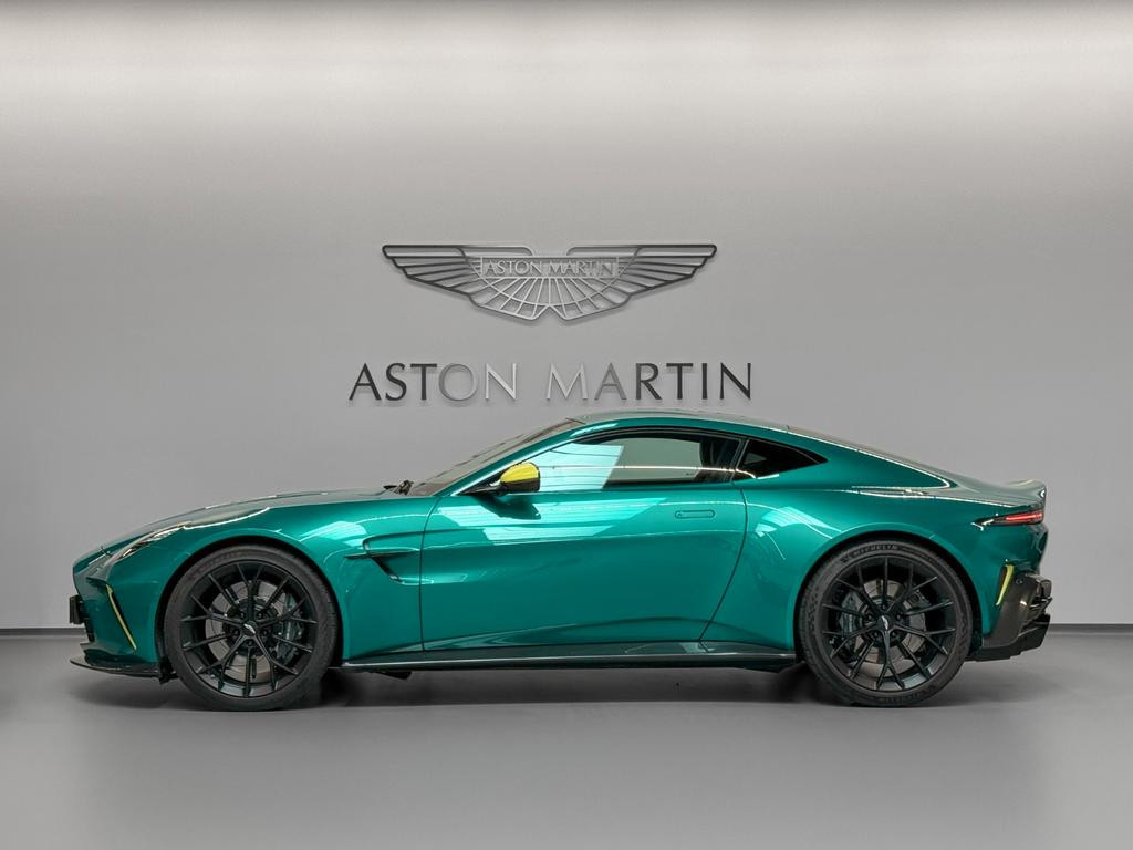 Aston Martin V8 Vantage