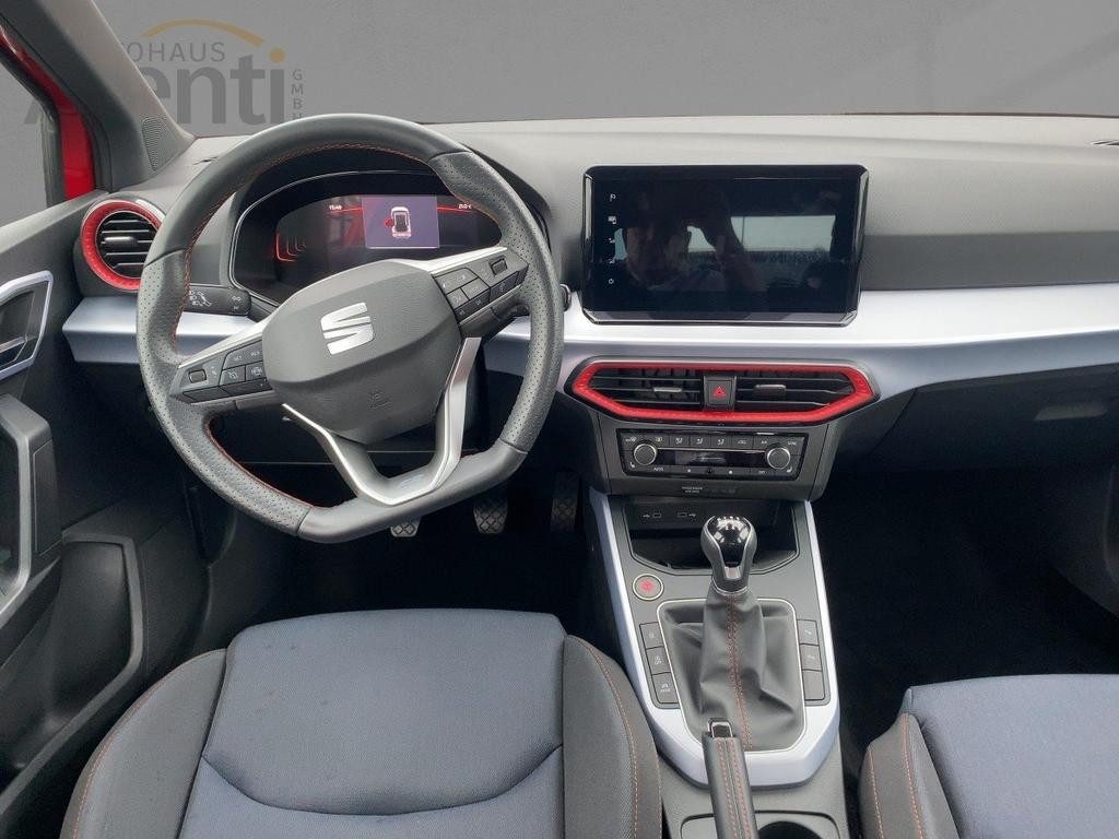 Seat Arona