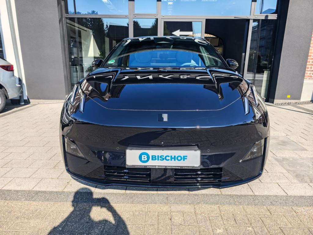 Lynk&Co 02