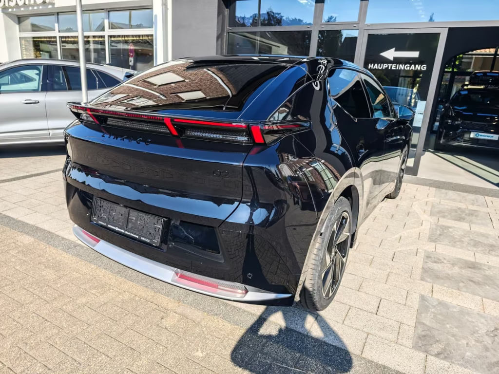 Lynk&Co 02
