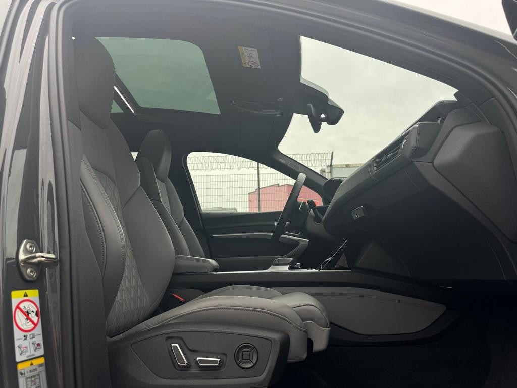 Audi SQ8 e-tron