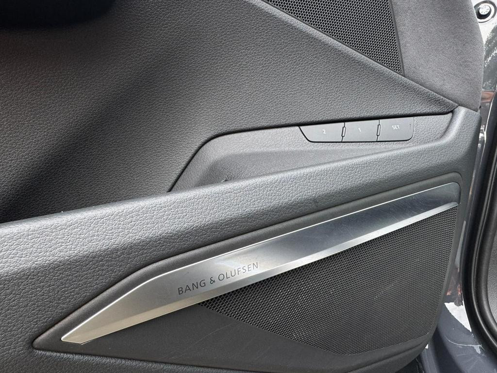 Audi SQ8 e-tron