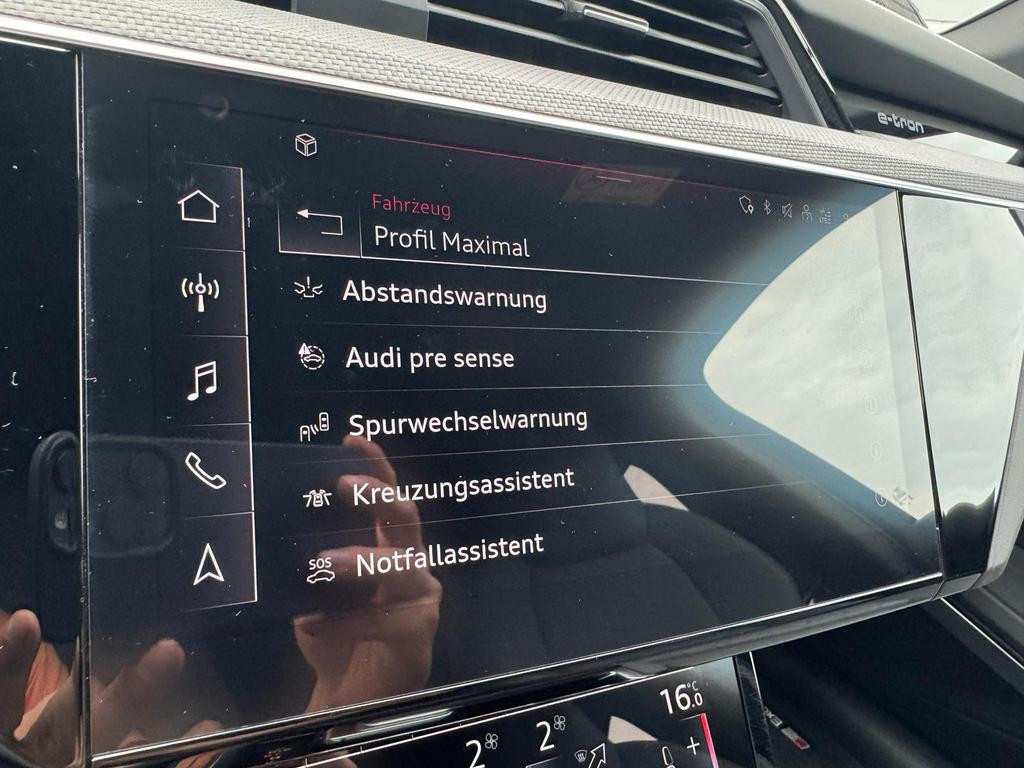 Audi SQ8 e-tron