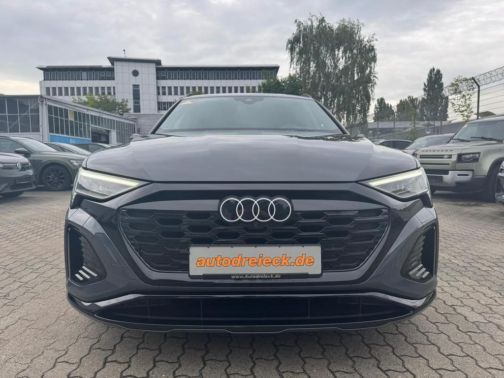 Audi SQ8 e-tron