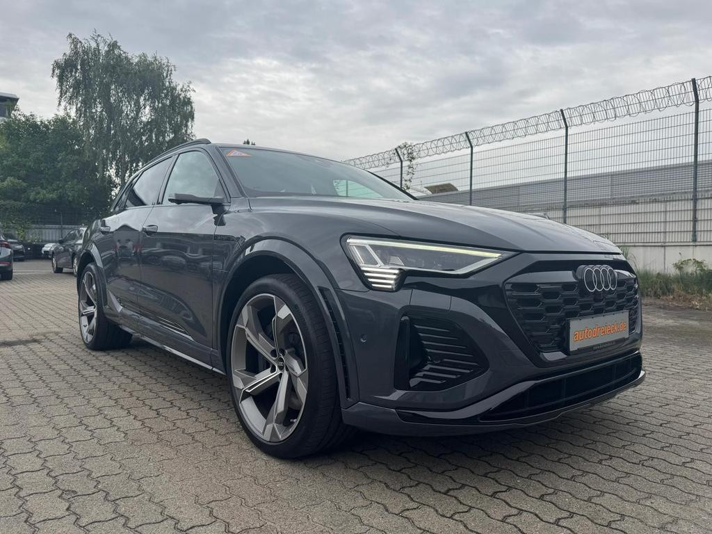 Audi SQ8 e-tron