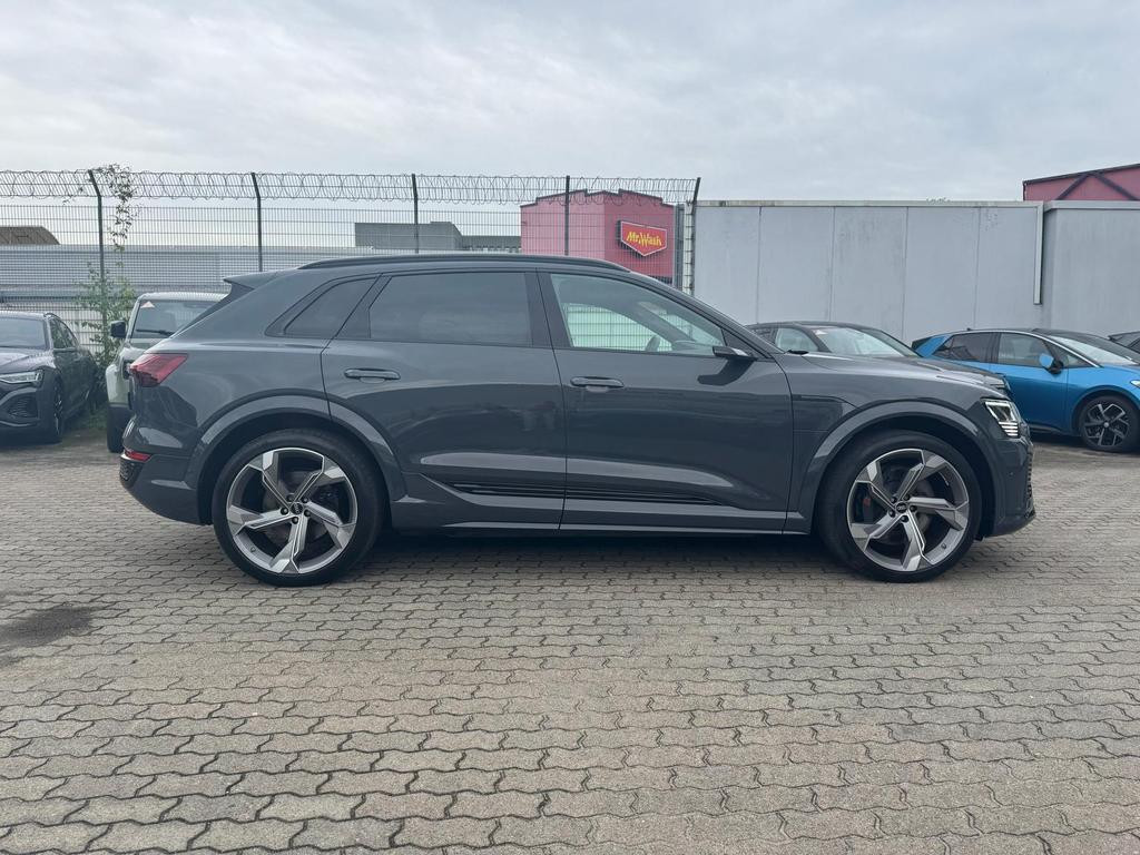 Audi SQ8 e-tron