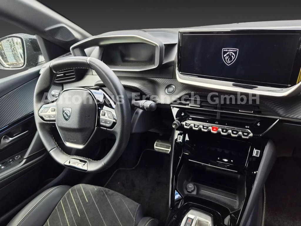 Peugeot e-208