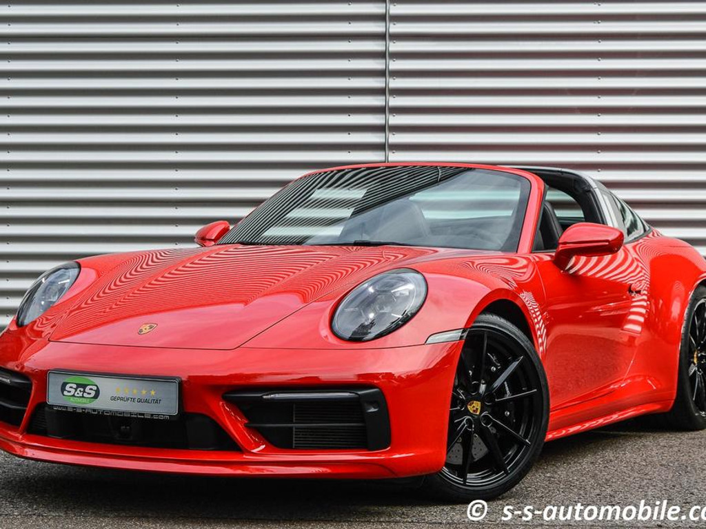 Porsche 911 4S 992 Cabriolet Targa