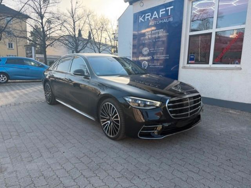 Mercedes-Benz S-Klasse S 400 4MATIC AMG Line Limousine Lang S 400 d Sedan