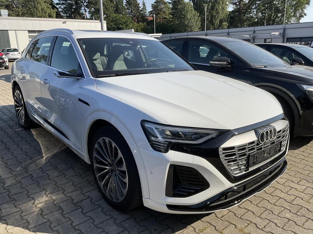 Audi Q8 e-tron