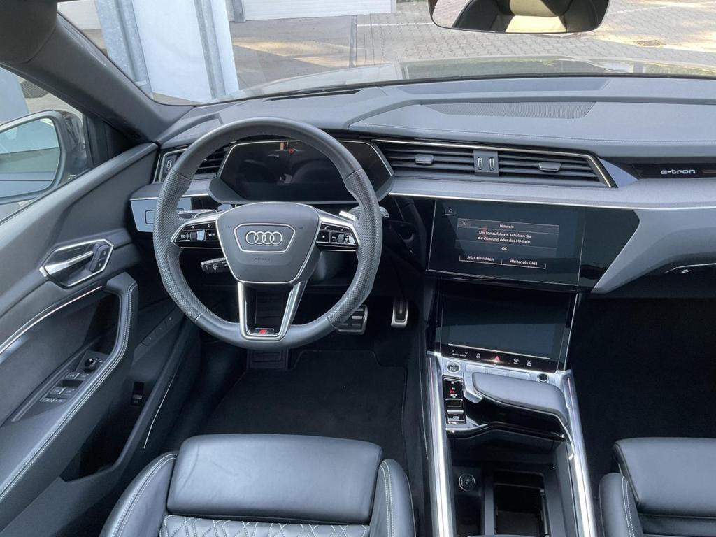 Audi Q8 e-tron