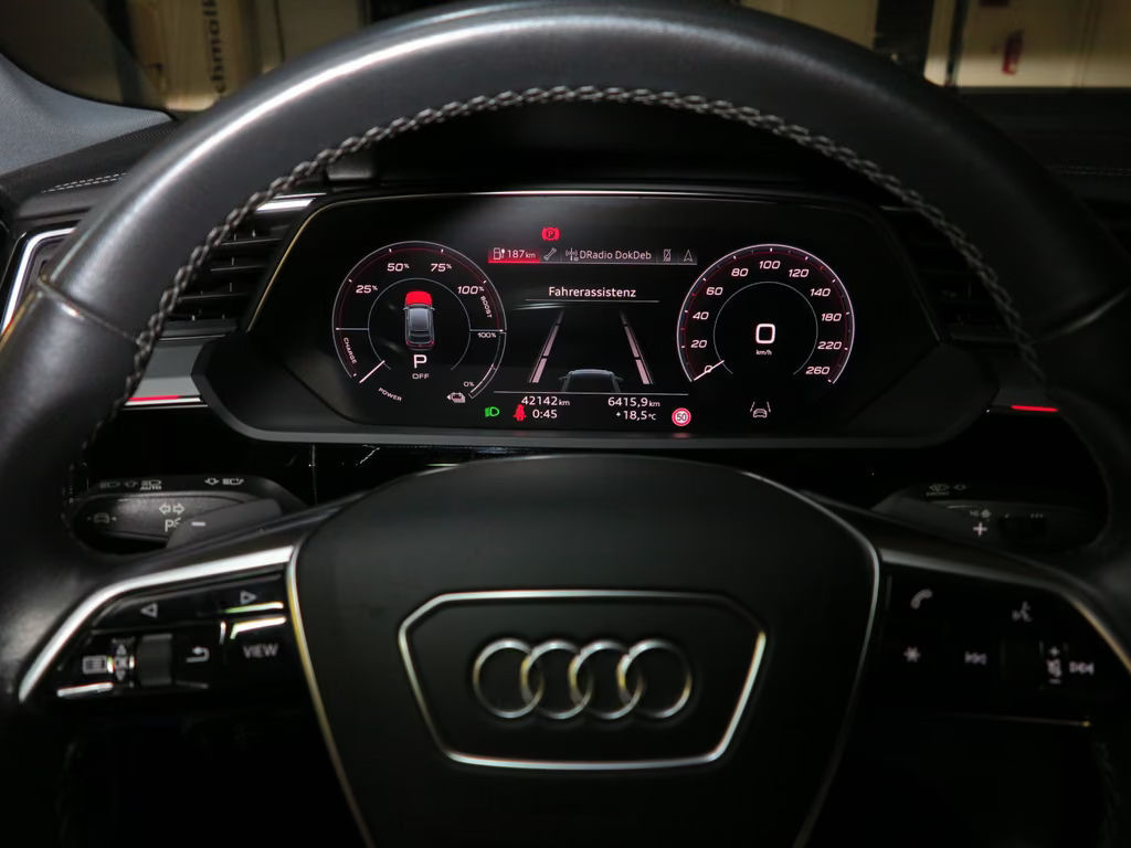 Audi e-tron