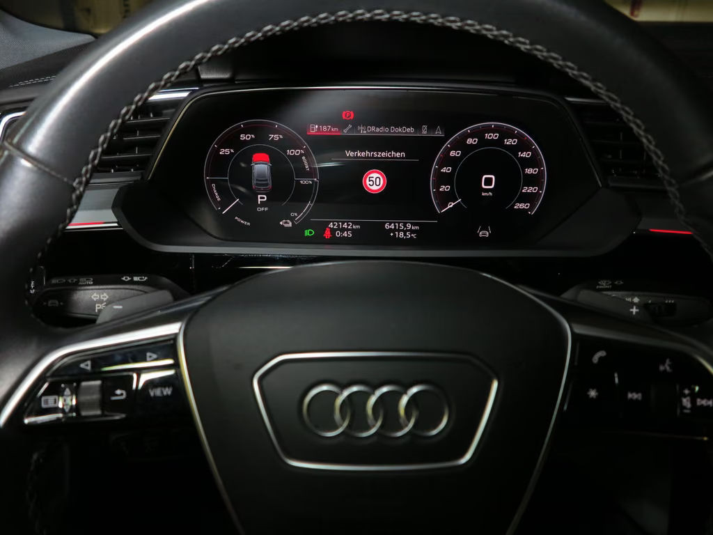 Audi e-tron