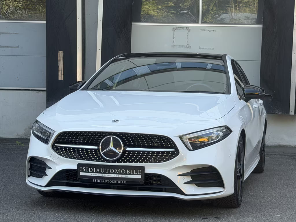 Mercedes-Benz A-Klasse A 180 AMG Line A 180 d