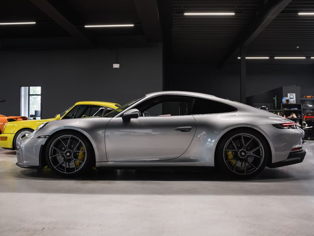 Porsche 911 GT3 992