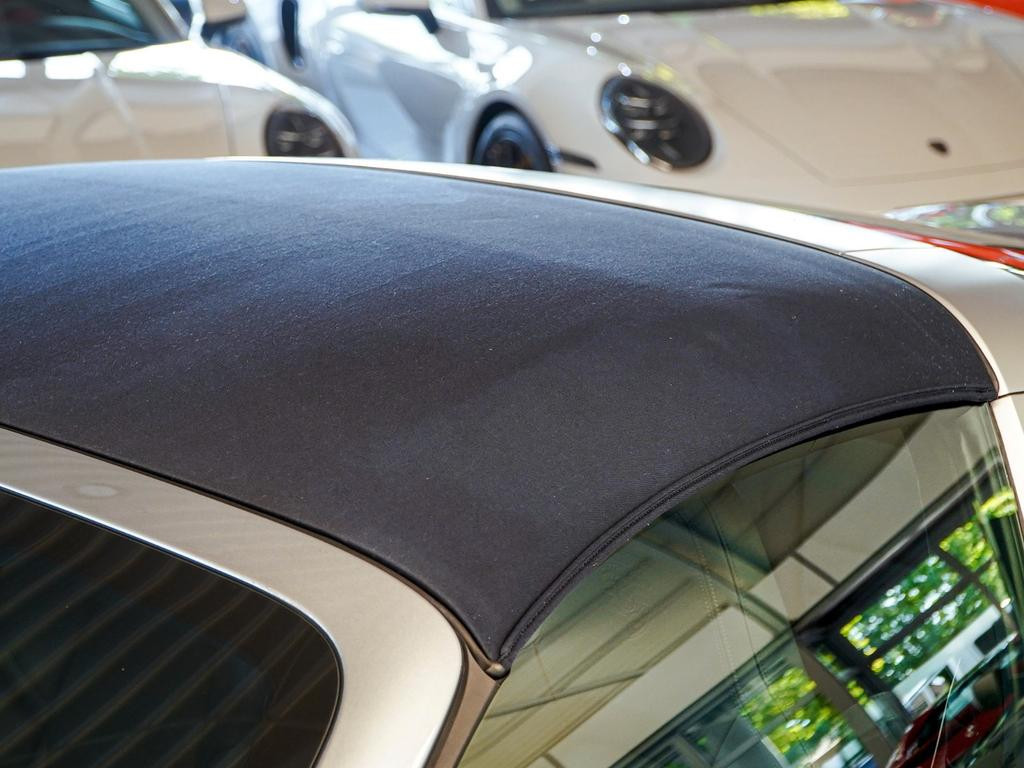 Porsche 911 4S 992 Cabriolet Targa