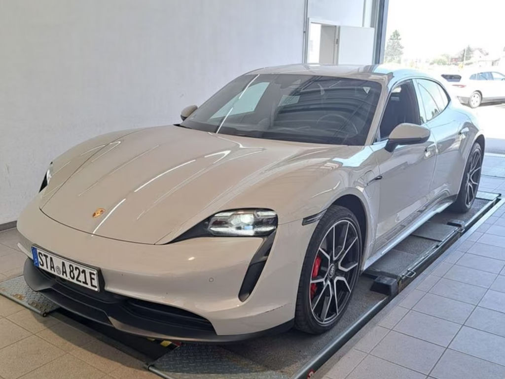 Porsche Taycan 4S