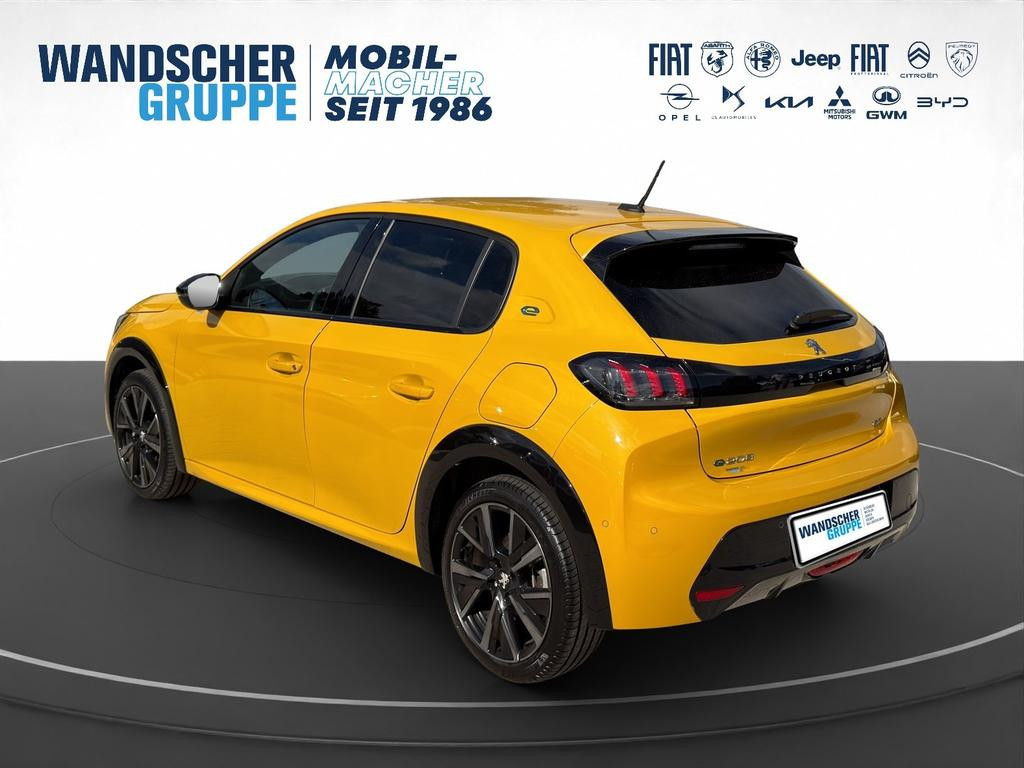 Peugeot e-208