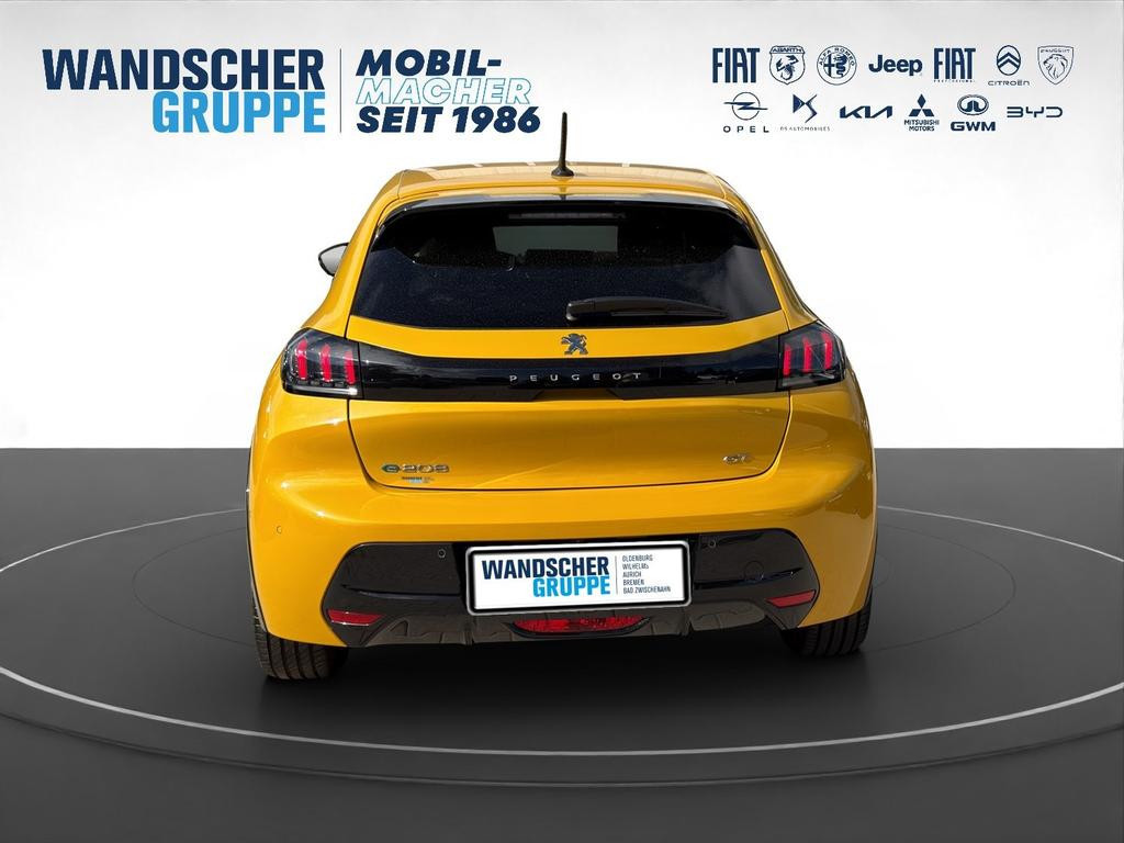 Peugeot e-208