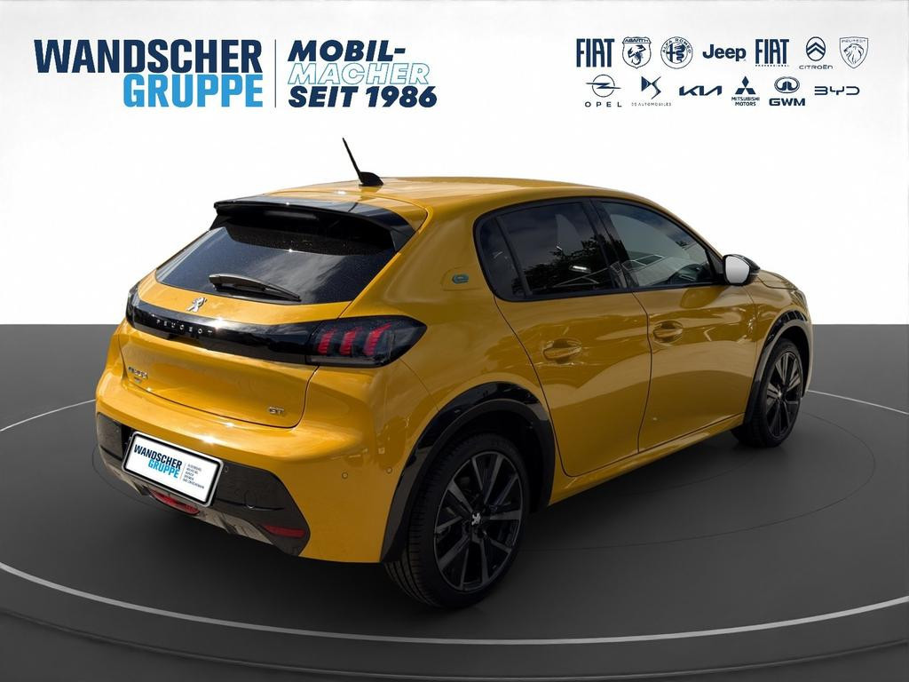 Peugeot e-208