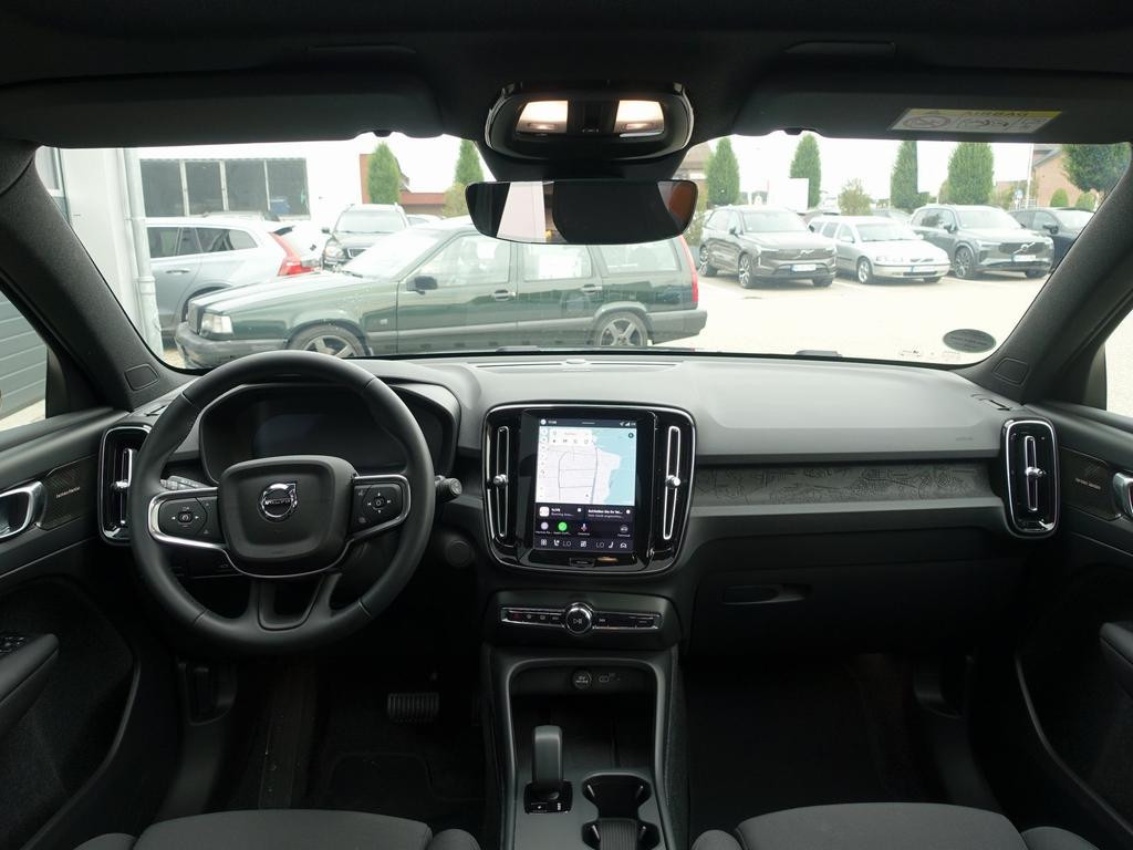 Volvo EX40