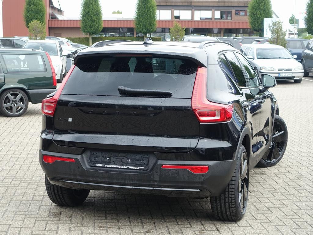 Volvo EX40