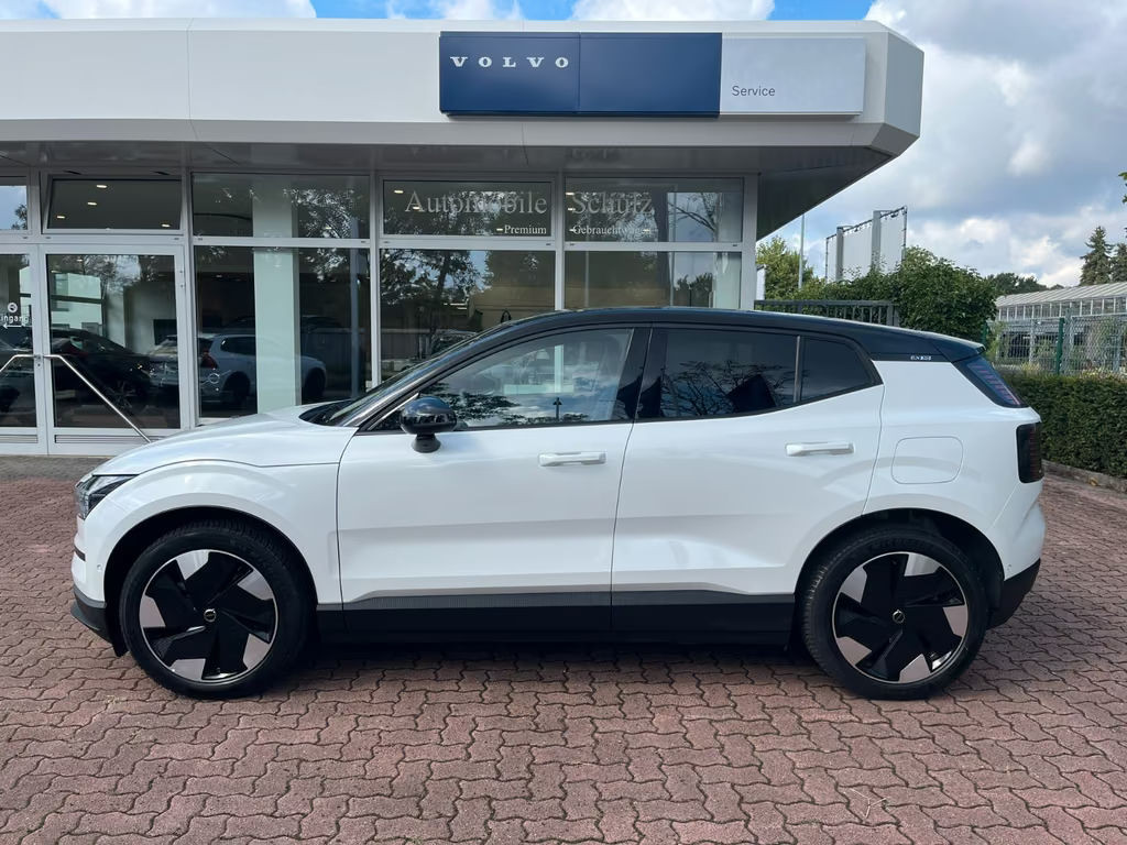 Volvo EX30 Extended range Single motor Ultra