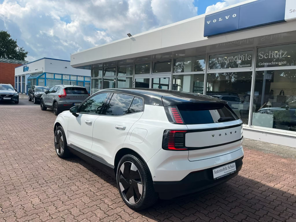 Volvo EX30