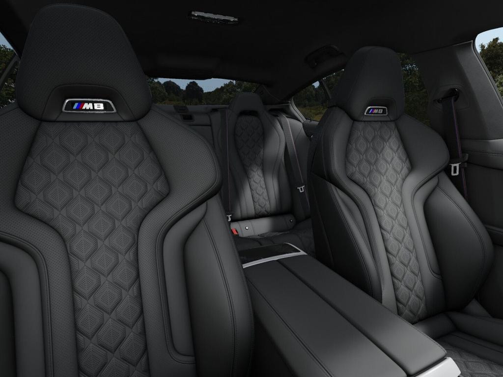 BMW M8
