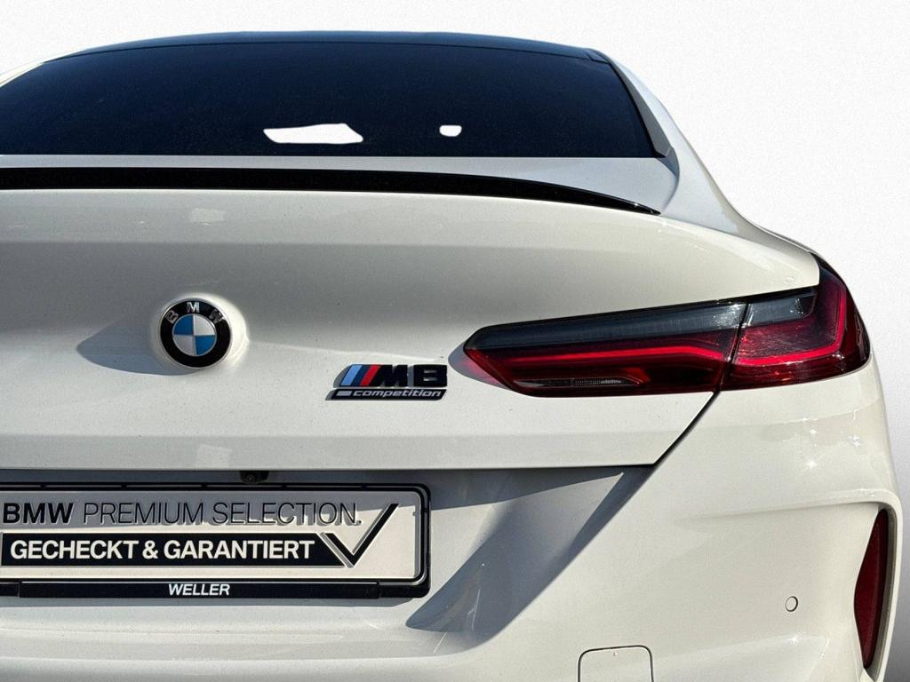 BMW M8