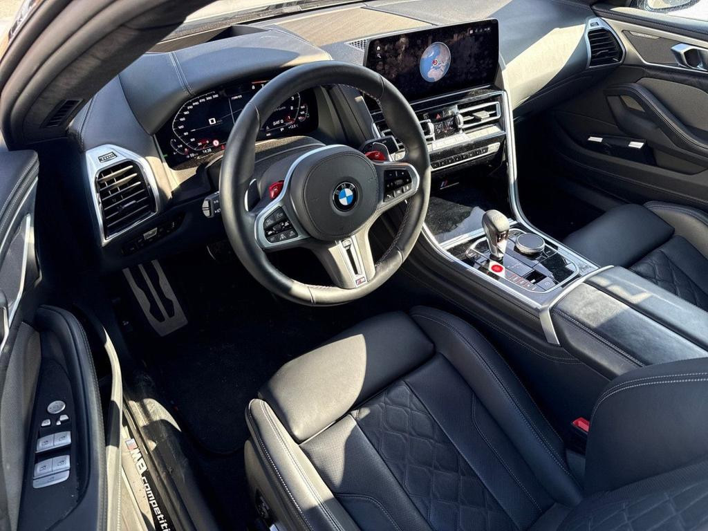 BMW M8