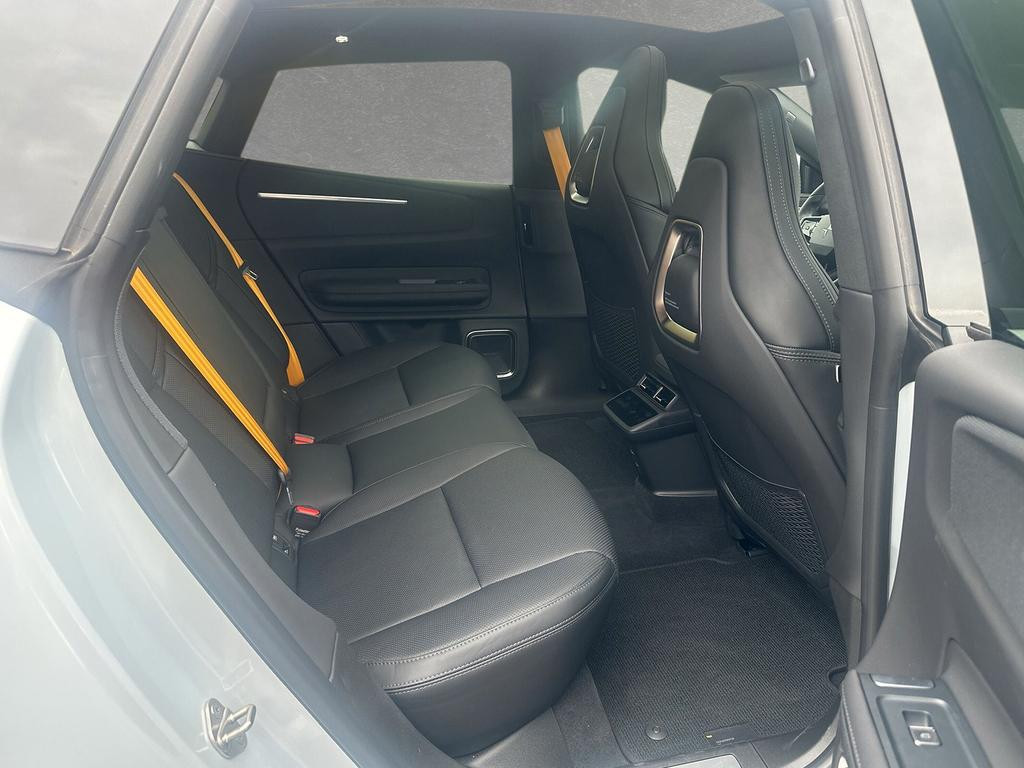 Polestar 4